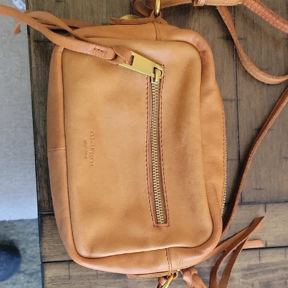 Elegant Tan Leather Belt Bag - Picture 2 of 5